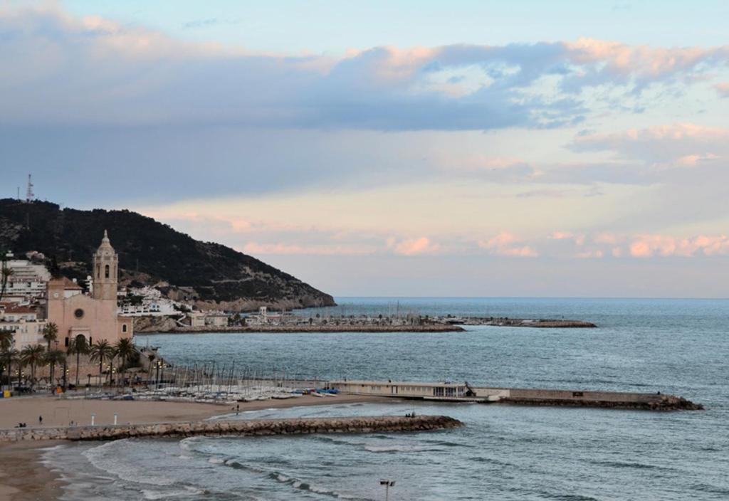 Mediterraneo Sitges Esterno foto
